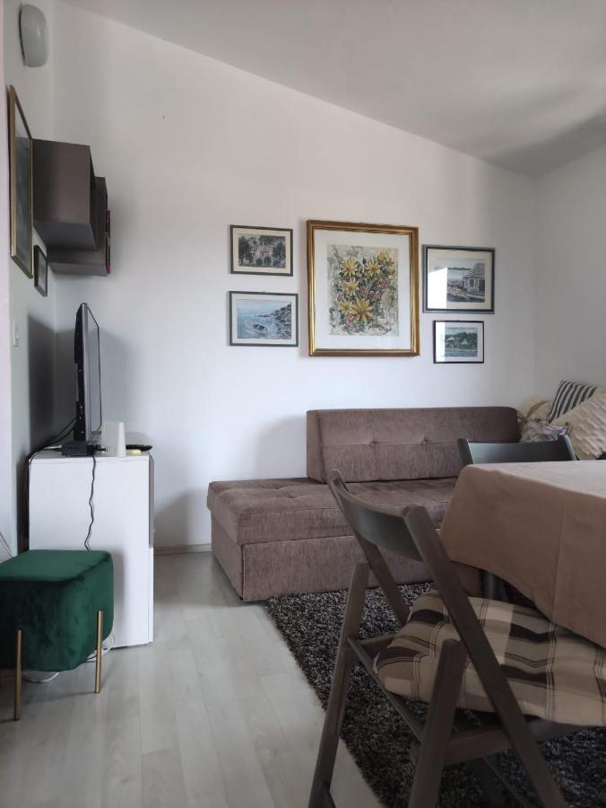 Apartments Dara Rogoznica  Eksteriør billede